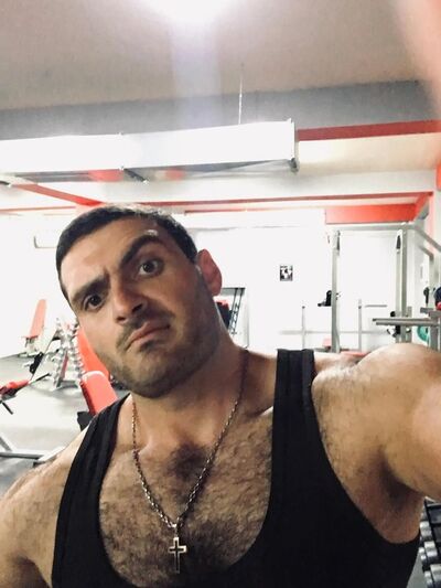  ,   Tengo, 32 ,     