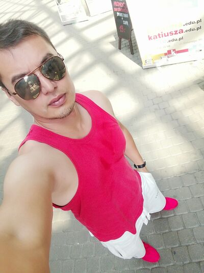  Warszawa,   Jon, 33 ,   ,   , c 