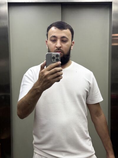  ,   Aziz, 29 ,   ,   