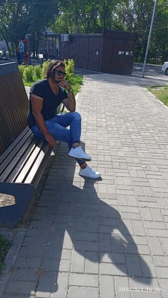  ,   Ivane, 33 ,   ,   