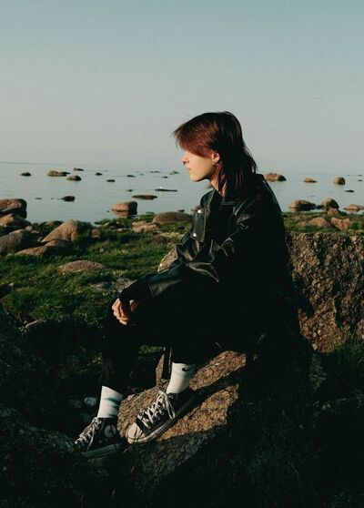  -,   , 19 ,   ,   