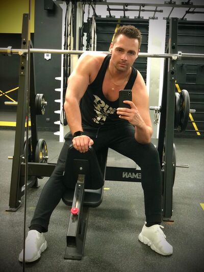  ,   Tommy, 31 ,   ,   