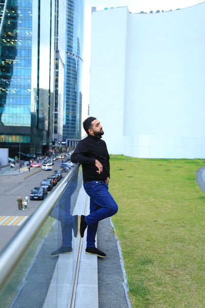  ,   Rufan, 29 ,   ,   
