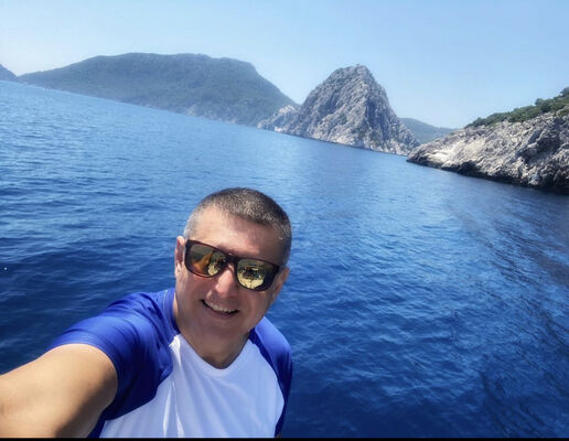  ,   Erhan, 41 ,   c 
