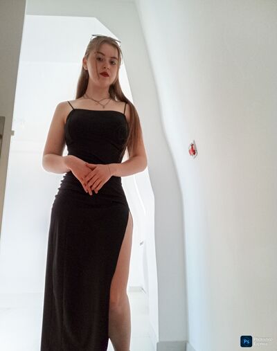  ,   Nadea, 19 ,     , c 