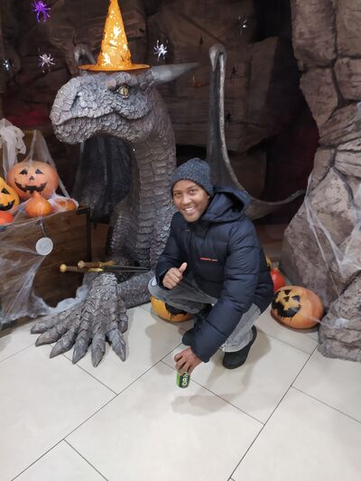  ,   Denis, 39 ,   ,   