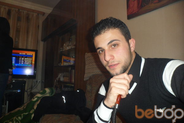  ,   Artur, 36 ,  