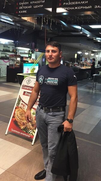  ,   Elchin, 38 ,   ,   , c 