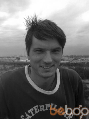  ,   Viktor, 41 ,   