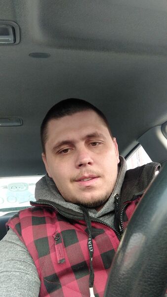  ,   Wasilii, 33 ,  