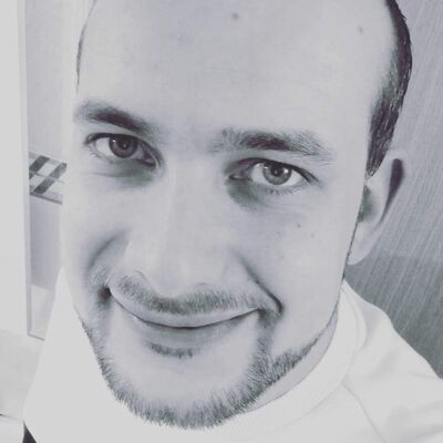  ,   Vasil, 32 ,   ,   , c , 
