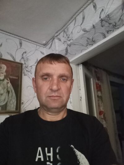  ,   Alexander, 43 ,   c 