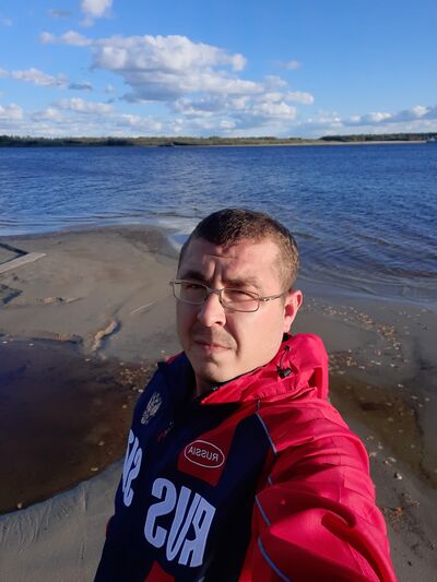  ,   Sergey, 36 ,   