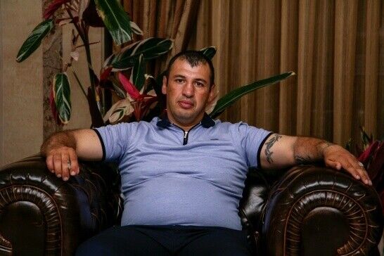  ,   Artur, 45 ,   ,   , c 