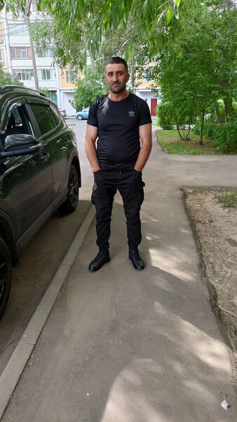  ,   Ash, 39 ,   ,   