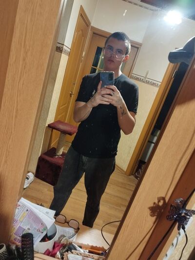  Brentford,   , 20 ,   ,   