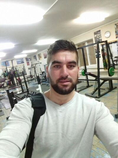  ,   Kamron, 33 ,   ,   