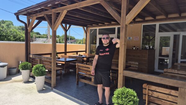  ,   Vitalik, 23 ,   