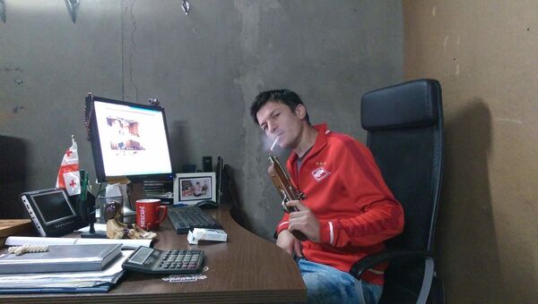  ,   Fayz, 34 ,   ,   , c 