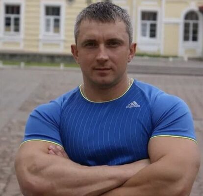  ,   Vlad, 44 ,   ,   