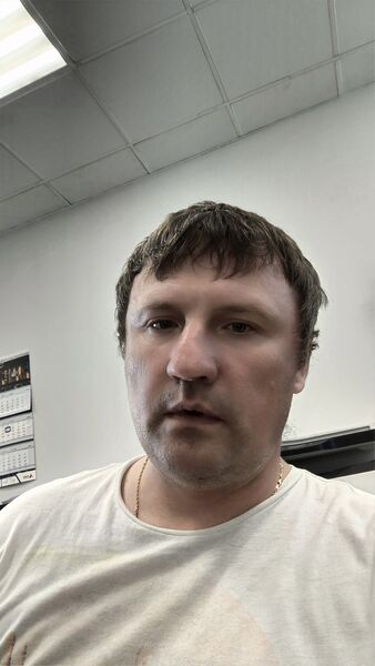  ,   Maxim, 46 ,   ,   