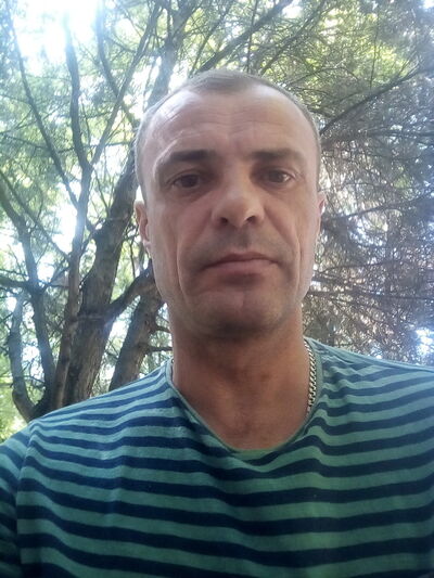  ,   Kolja, 49 ,   
