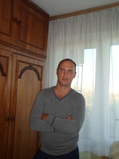  ,   Vlad Naumov, 45 ,     , c 