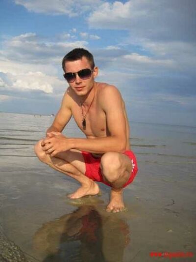  ,   Kiril, 42 ,   ,   , c 