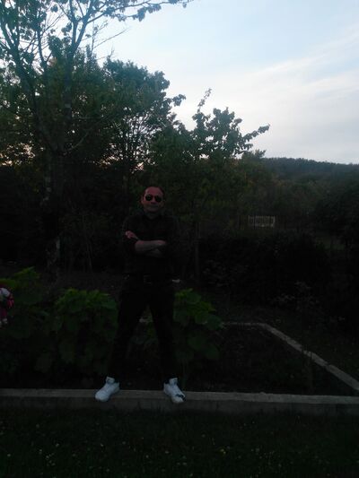  ,   Levan, 41 ,   ,   , c 