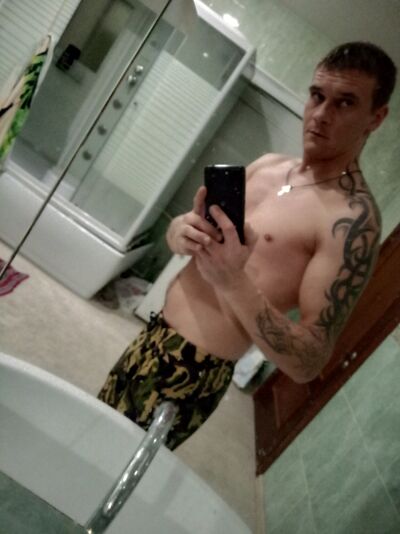  ,   Man, 36 ,   ,   , c , 