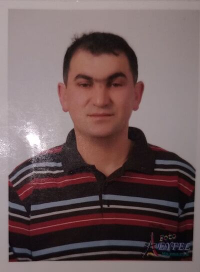  ,   Ali, 47 ,   