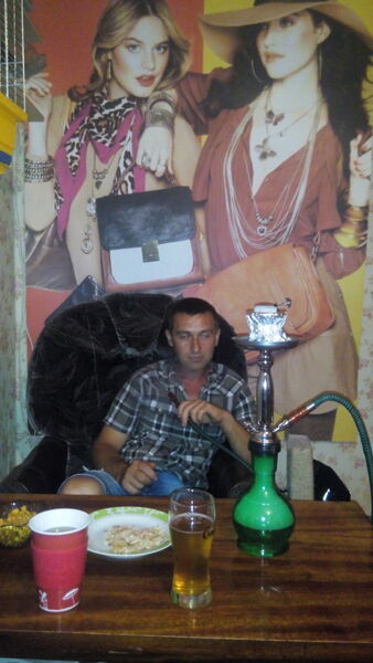  ,   Vik, 44 ,   