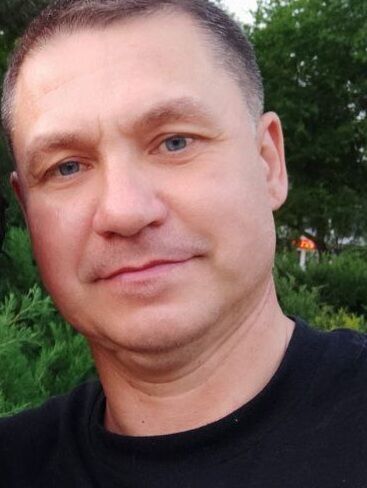  ,   Ruslan, 51 ,   ,   , c 