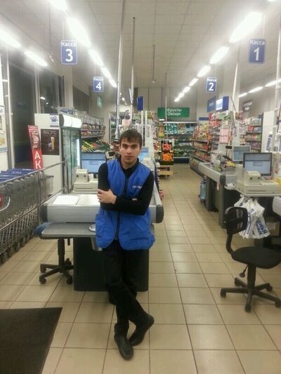  ,   Xasan, 32 ,   ,   