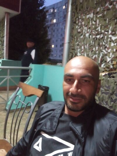  ,   David, 43 ,   ,   , c 