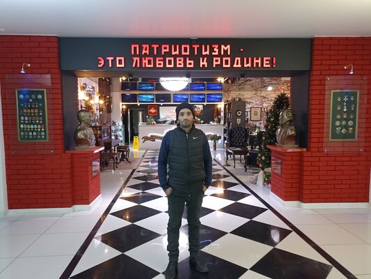  ,   Garnik, 40 ,   ,   