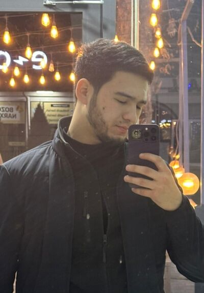  ,   Ruslan, 24 ,   ,   