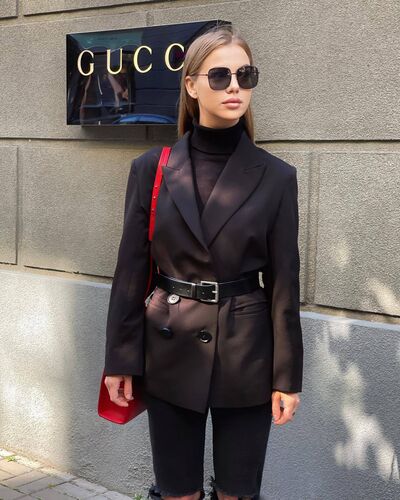  ,   Maria, 27 ,   ,   