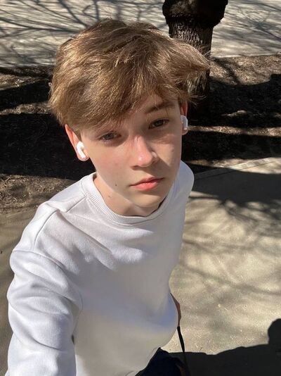  Gering,   , 18 ,   ,   