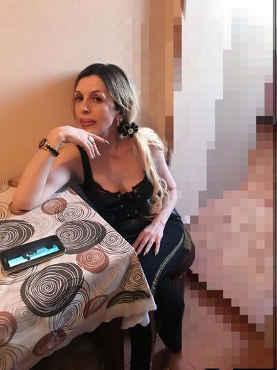  ,   Bella, 41 ,   ,   , c 