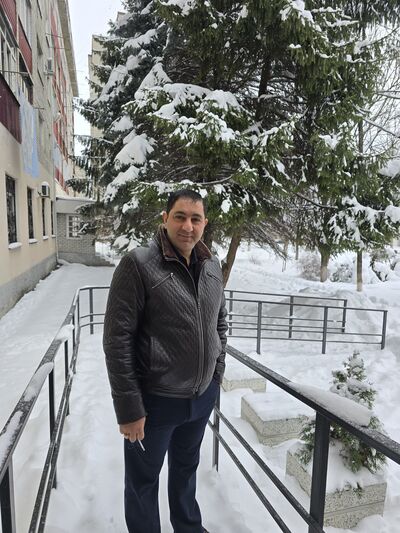  ,   Artemi, 41 ,   ,   