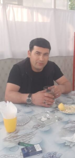  ,   Elnur, 42 ,   ,   