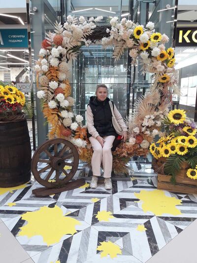  ,   Ekaterina, 64 ,   c , 