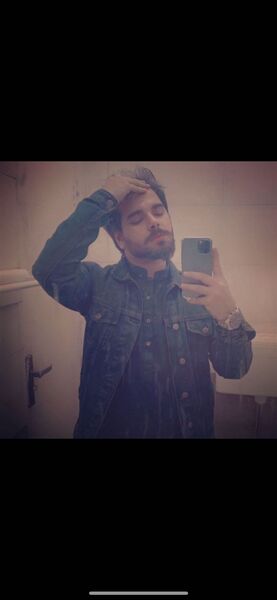  ,   Wizz, 28 ,     