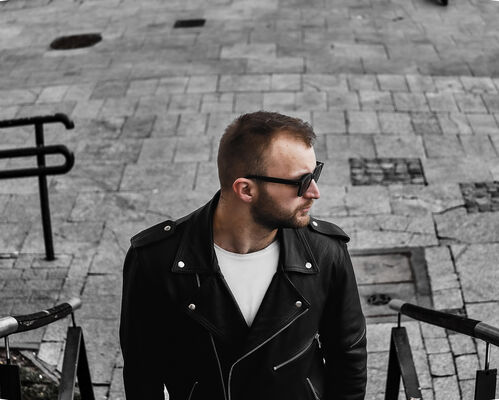  ,   Vitali, 31 ,   ,   