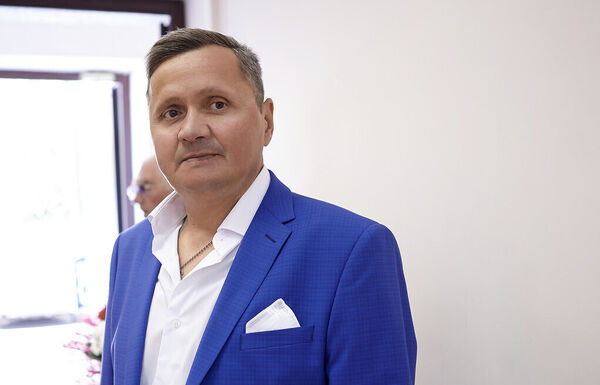   ,   , 52 ,   ,   