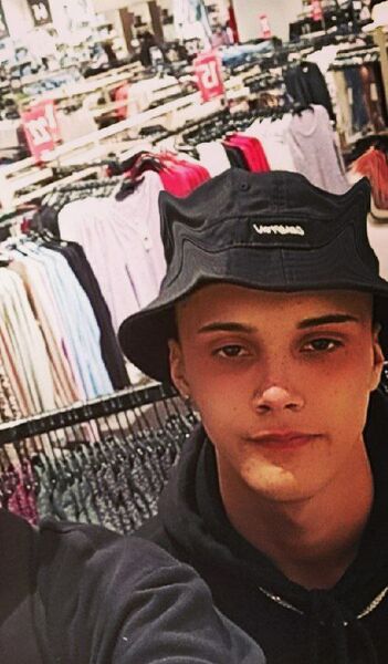  ,   , 22 ,   ,   
