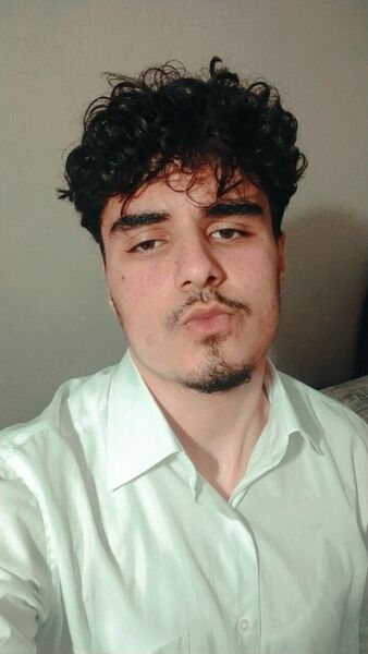  Cesme,   Samet, 20 ,   ,   
