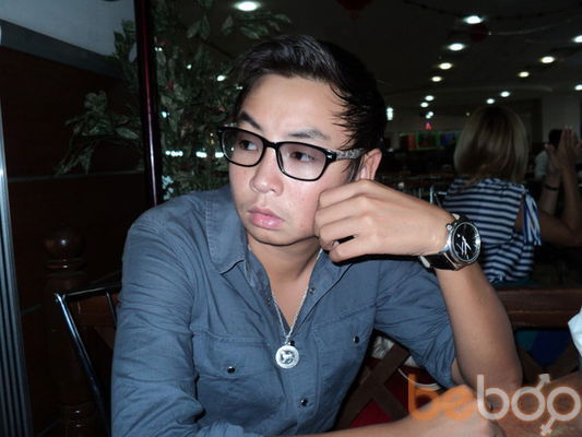  ,   Erlan, 32 ,   