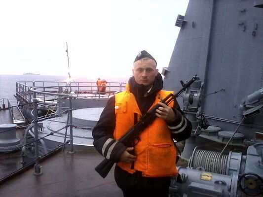 ,   Aleksandr, 37 ,   ,   , c 